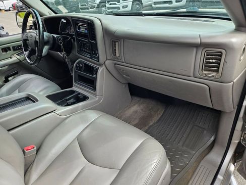 Used 2004 Chevrolet Silverado 1500 LT w/ Light Duty Power Package RWD image 16