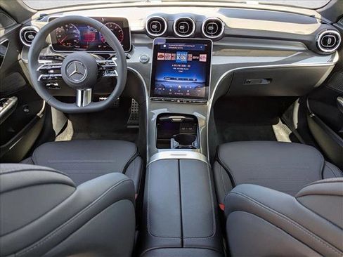 Used 2025 Mercedes-Benz C 300 Sedan image 17