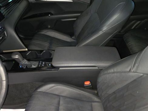 Used 2025 Toyota Camry XSE FWD image 20
