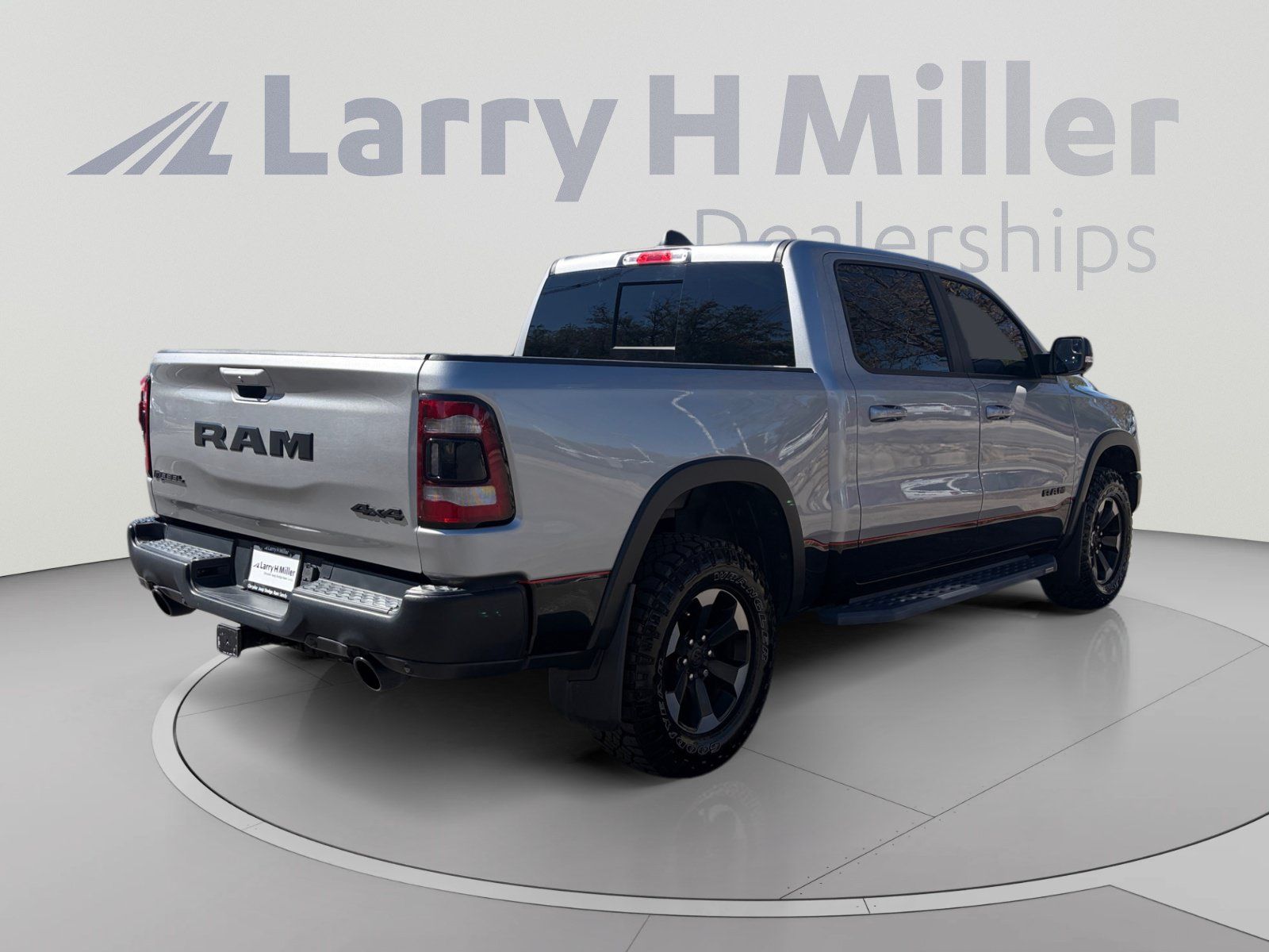 Used 2019 RAM 1500 Rebel w/ Rebel Level 2 Equipment Group AWD/4WD image 5