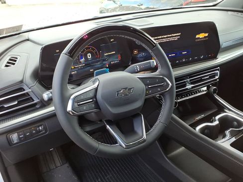 New 2026 Chevrolet Traverse LT w/ Enhanced Driving Package AWD/4WD image 5