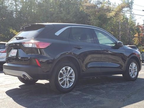 Used 2020 Ford Escape SE image 8