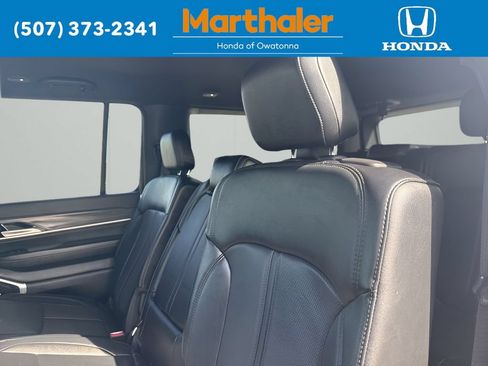 Used 2024 Jeep Wagoneer Series II w/ Flexible Seating Group AWD/4WD image 13