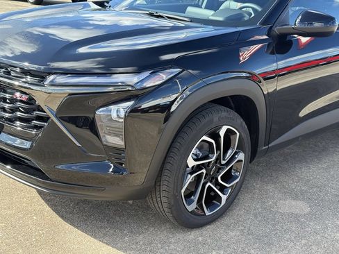New 2026 Chevrolet Trax RS image 2