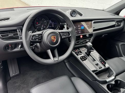 New 2026 Porsche Macan AWD/4WD image 4