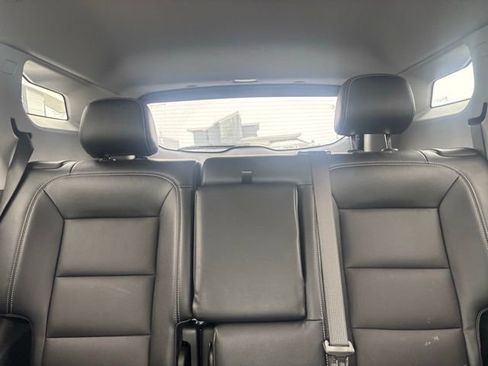 Used 2023 GMC Terrain SLT w/ Elevation Edition image 12