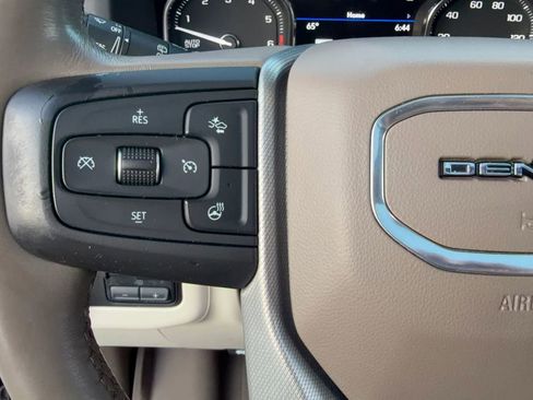 Used 2021 GMC Yukon XL Denali w/ Denali Ultimate Package image 16