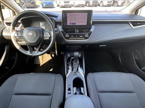 Used 2023 Toyota Corolla LE image 15