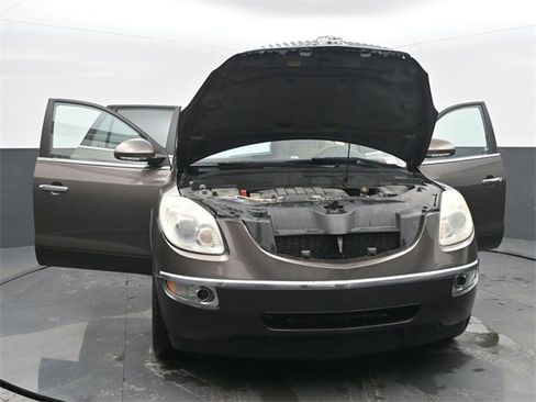 Used 2011 Buick Enclave CXL image 55