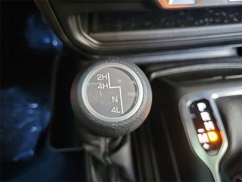 Used 2024 Jeep Wrangler Sport S image 26