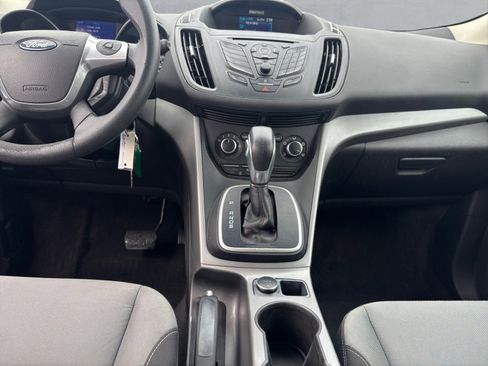Used 2013 Ford Escape SE image 9