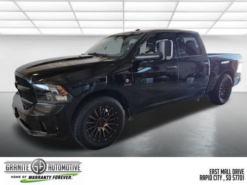 Used 2017 RAM 1500 Express w/ Black Ram 1500 Express Group AWD/4WD image 1