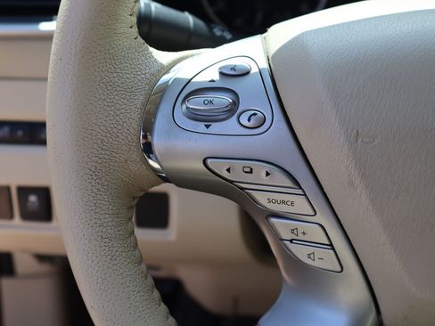 Used 2017 Nissan Murano SL FWD image 12
