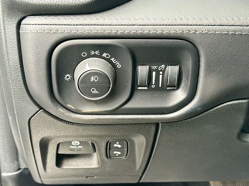 Used 2022 RAM 1500 Limited w/ Night Edition image 29