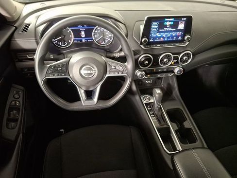 Used 2024 Nissan Sentra SV FWD image 2