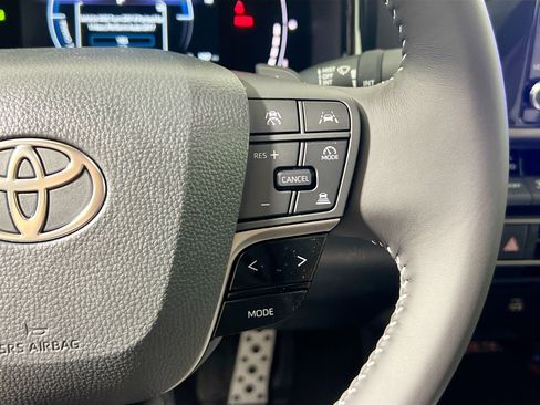 New 2026 Toyota Camry SE image 19