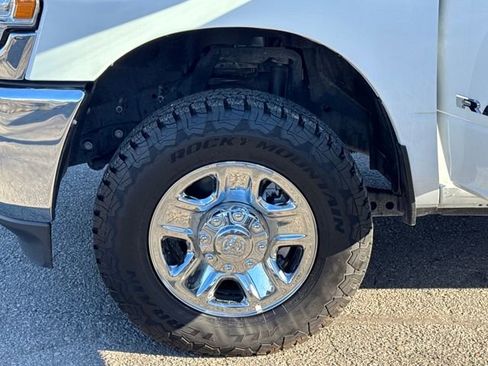 Used 2022 RAM 2500 Big Horn w/ Cold Weather Group image 20