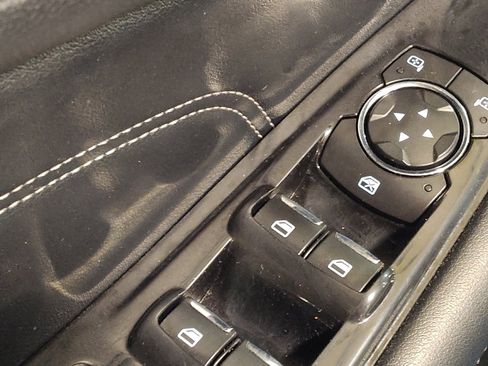 Used 2017 Ford Edge Titanium w/ Technology Package image 27