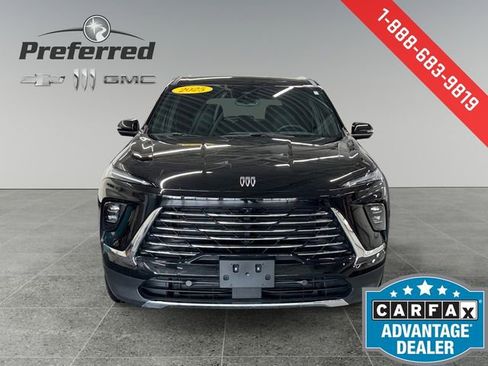 Certified 2025 Buick Enclave Preferred image 12