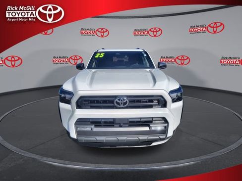 Used 2025 Toyota 4Runner TRD Sport image 3