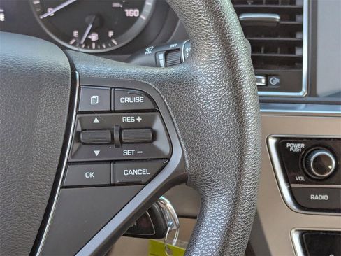 Used 2017 Hyundai Sonata SE w/ Cargo Package image 23