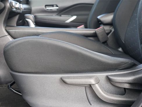 Used 2024 Nissan Kicks SV FWD image 21
