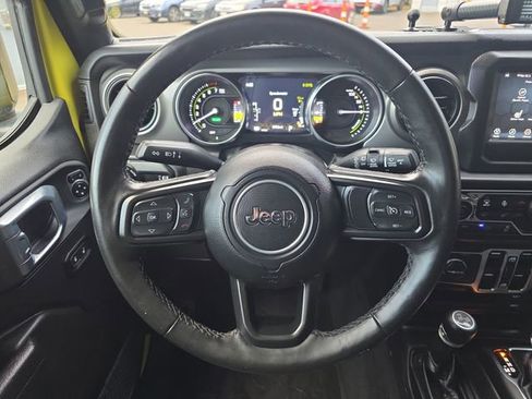 Used 2023 Jeep Wrangler Unlimited w/ Cold Weather Group image 18