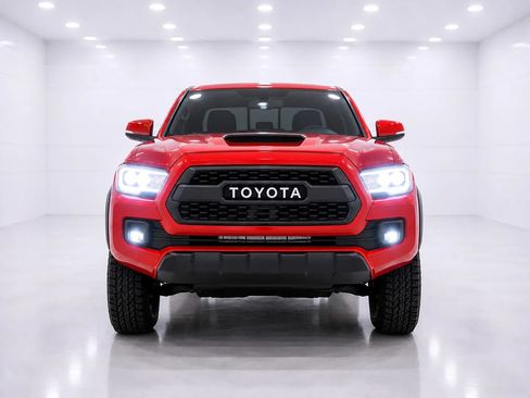 Used 2017 Toyota Tacoma TRD Pro AWD/4WD image 8