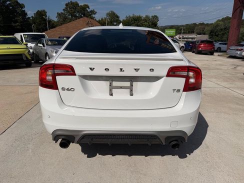 Used 2016 Volvo S60 T5 R-Design FWD image 17