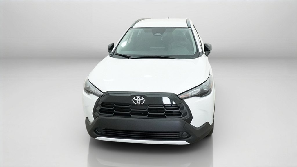 New 2026 Toyota Corolla Cross LE FWD image 2