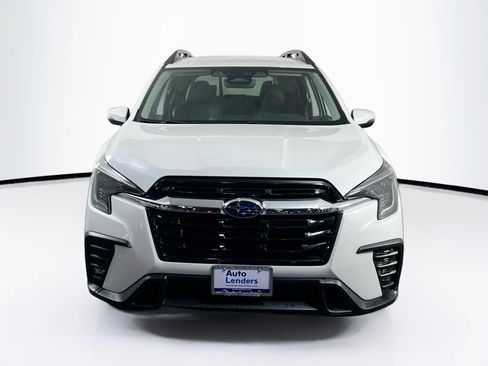 Used 2023 Subaru Ascent Limited AWD/4WD image 2