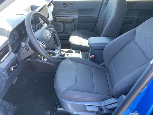 New 2025 Ford Maverick XL image 12