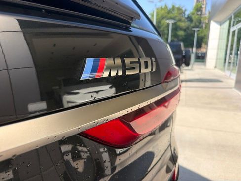 Used 2022 BMW X7 M50i AWD/4WD image 7