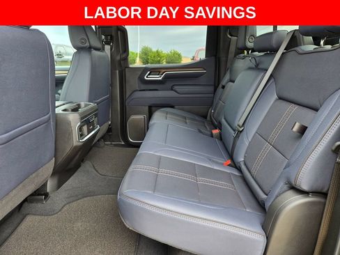 Used 2026 Chevrolet Silverado 1500 High Country AWD/4WD image 15
