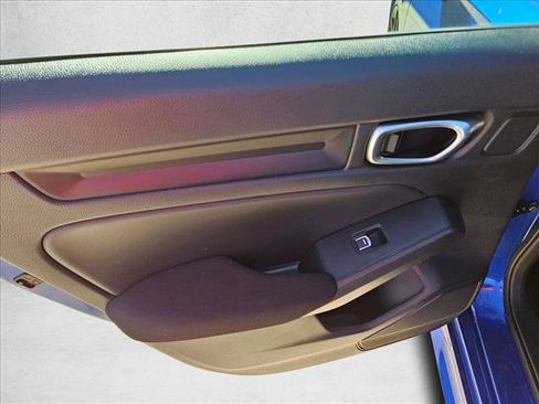 Used 2023 Honda Civic Sport image 12