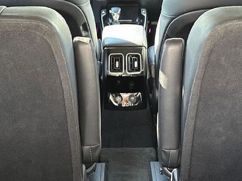 Used 2022 Kia Sorento SX image 32