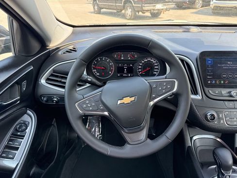 Used 2024 Chevrolet Malibu LT w/ Midnight Edition FWD image 13