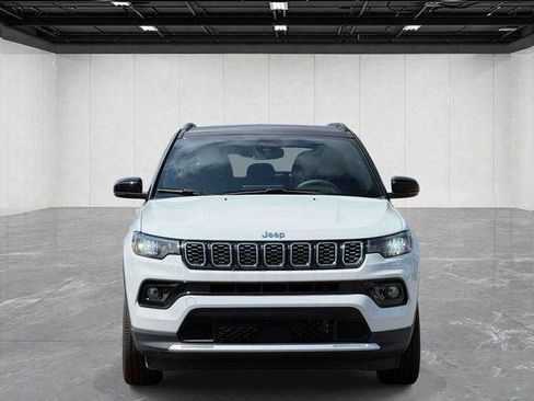 Certified 2025 Jeep Compass Limited AWD/4WD image 2