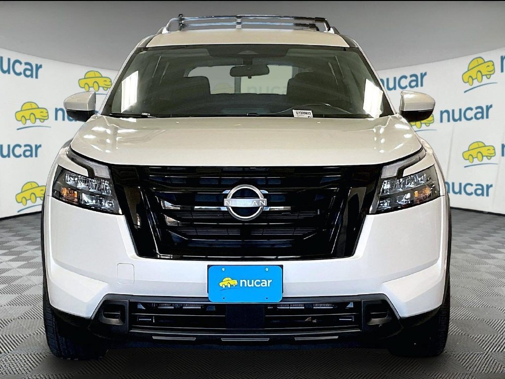 Certified 2024 Nissan Pathfinder SV w/ Lighting Package (N92) AWD/4WD image 2