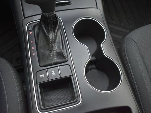 Used 2020 Kia Sorento AWD V6 image 28