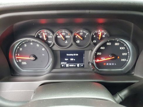 Used 2024 Chevrolet Silverado 2500 Custom w/ Custom Value Package image 12