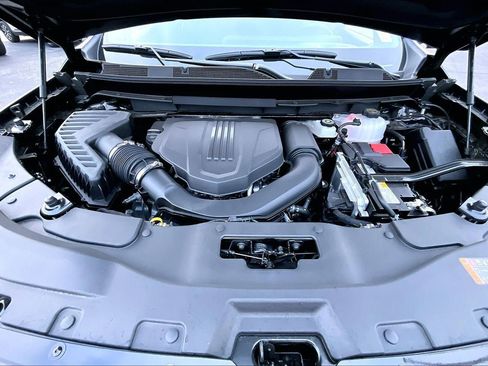 New 2026 Chevrolet Traverse Z71 w/ Enhanced Driving Package AWD/4WD image 11