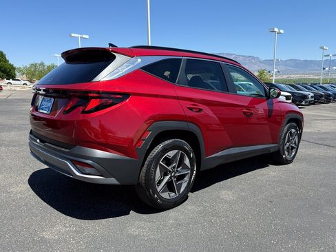 Used 2025 Hyundai Tucson SEL FWD image 5