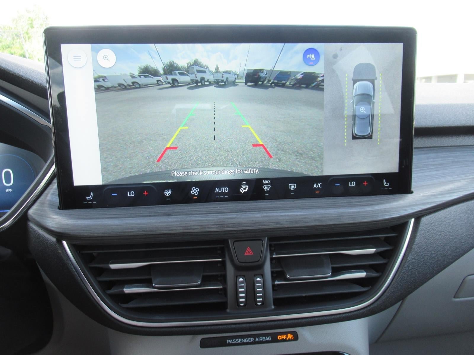 Used 2025 Ford Escape Platinum w/ Premium Technology Package AWD/4WD image 30