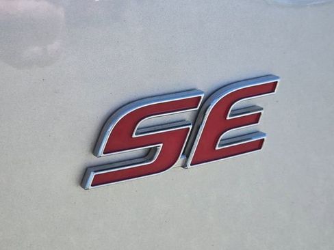 Used 2024 Toyota Corolla SE FWD image 18