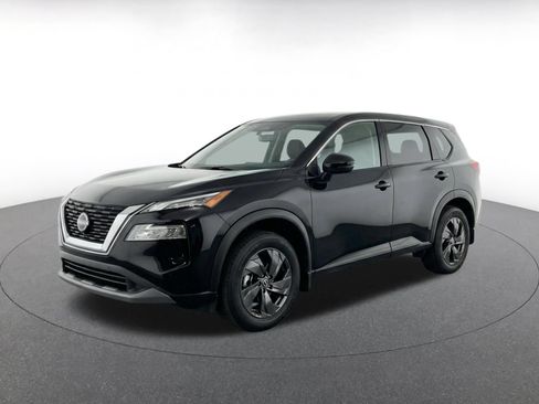 Used 2025 Nissan Rogue SV FWD image 3