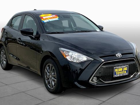 Certified 2020 Toyota Yaris LE image 2
