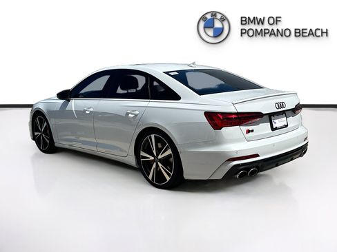 Used 2022 Audi S6 Premium Plus w/ S Sport Package AWD/4WD image 5