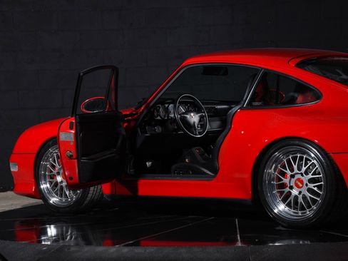 Used 1998 Porsche 911 Carrera S image 18