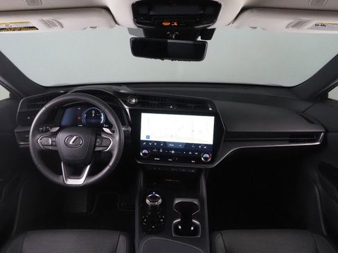 Used 2023 Lexus RZ 450e Premium image 3